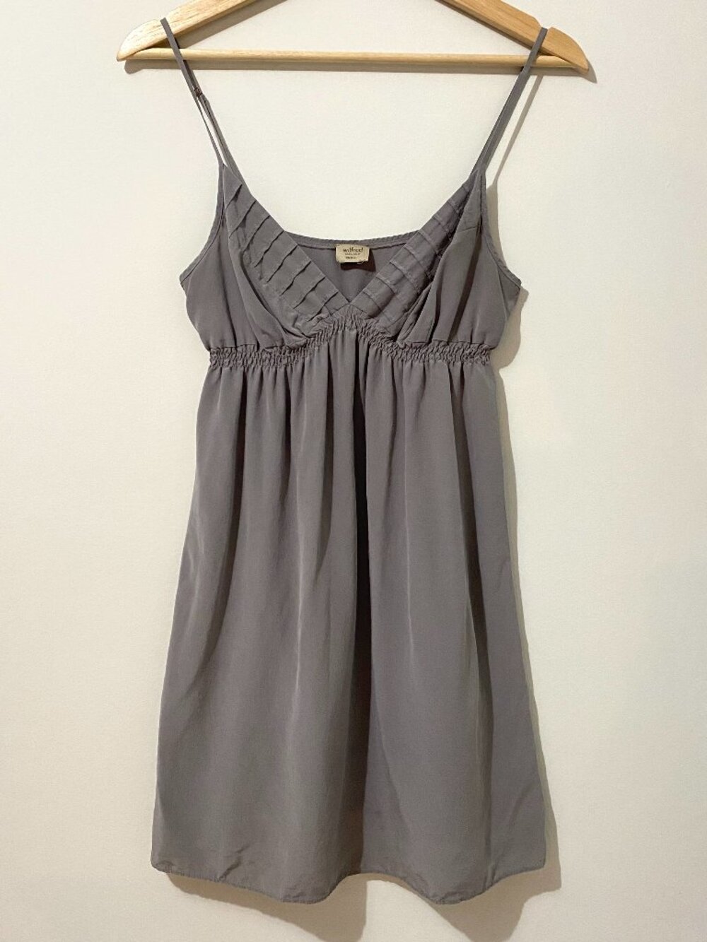Wilfred 100% Silk Grey Babydoll Camisole Romantic Feminine Coquette Y2K Aritzia